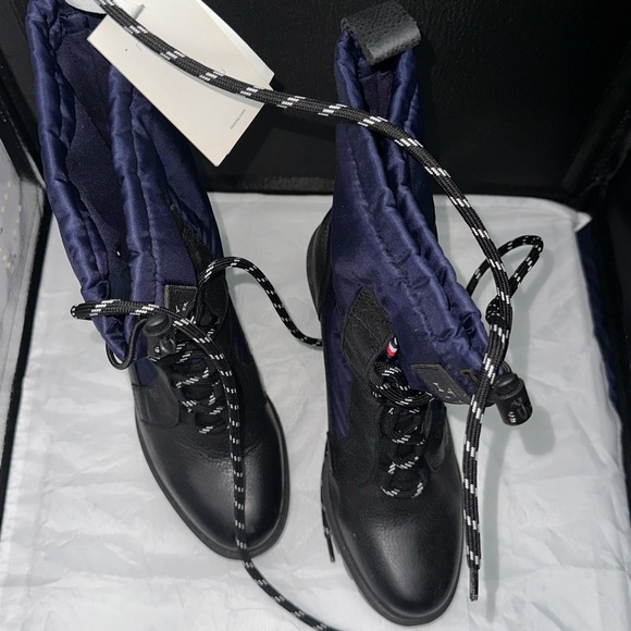 Comfortable boots - Picture 5 of 6